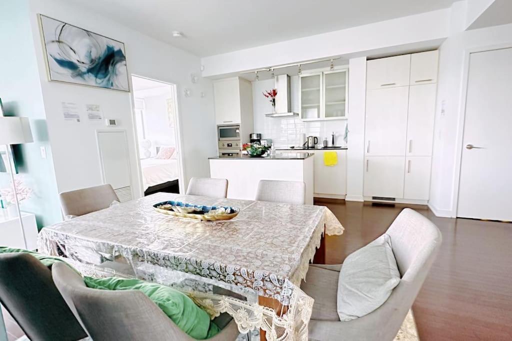 New Superior Lakeview Luxury Top Floor 3-Bedroom Suite On 48Th Floor Toronto Exterior foto